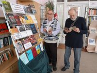 «Між стінами – історія Аарона Вайса» (режисер: Звика Нево)